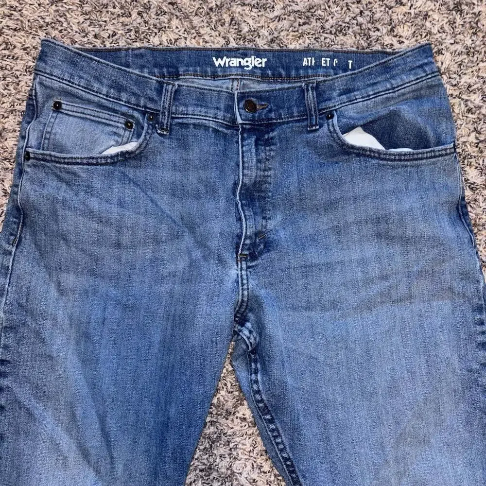 Wrangler Athletic Fit Blue Stretch Denim Jeans